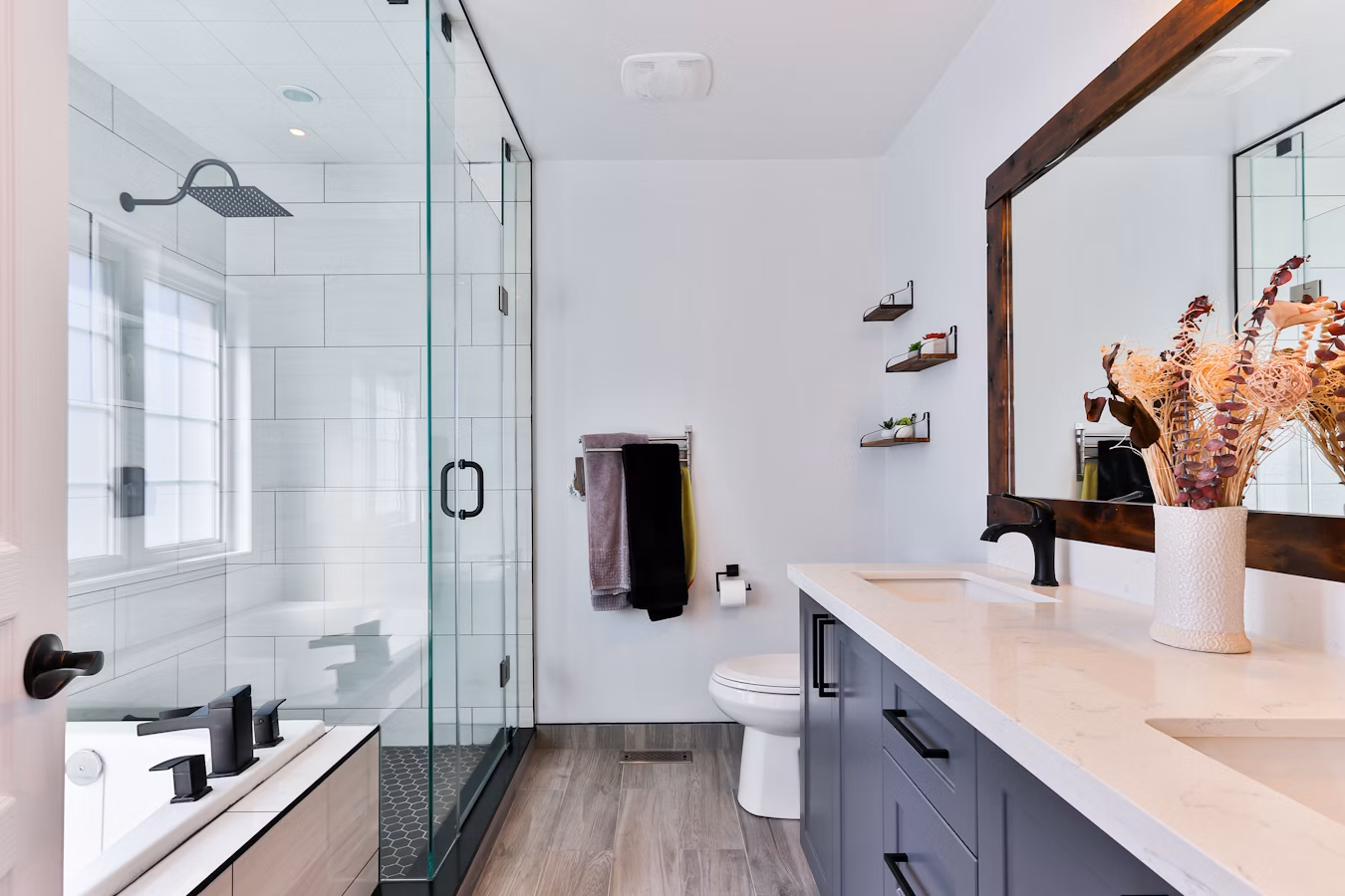 LNG Sanitary - Lok Namah Group Premium Bathware